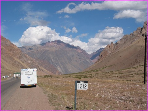 Sur la route, au niveau dela traverse de la Cordillre des Andes
