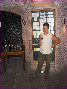 Une visite de Bodega se termine toujours par une dgustation ..... hic !!