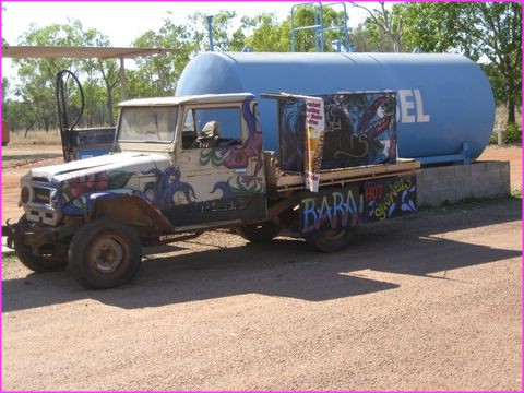 Voil� comment je serai quand je serai vieux � force de les tra�ner sur des pistes infernales se disait Prosper ce jour l�