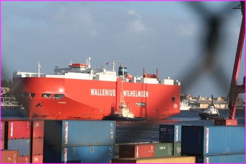 Mais oui, on reconnait le bateau de Wallenius