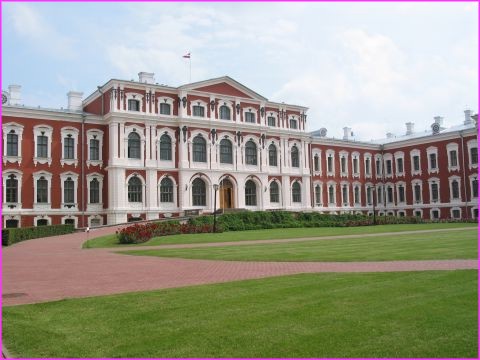 Le très beau Palais des ducs de Courlande à Jelgava (Lituanie)