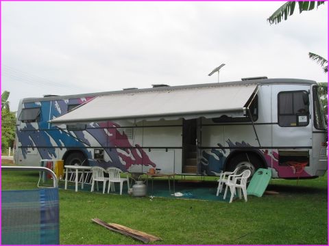 Un magnifique motorhome que celui de Ricardo et Angela, que nous avons connus � Itapema