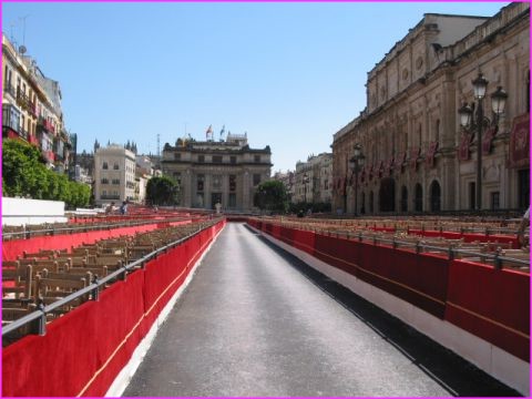 Sville : des chaises, encore des chaises  !
