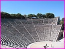 Le fabuleux théatre d'Epidaure ... où l'on se prend à rêver d'assister un jour à un vrai spectacle 