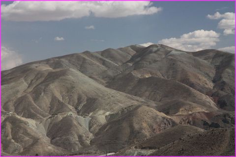 Un des beaux d�cors du paysage min�ral � souhait de l'Iran