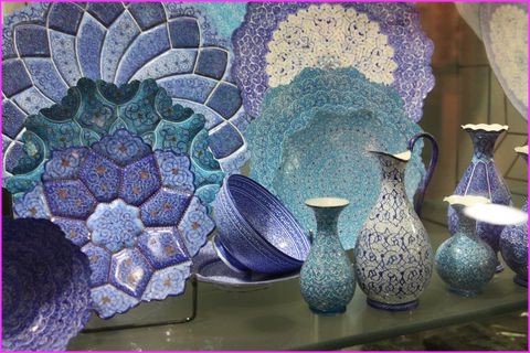 Belles d�corations sur les fa�ences locales