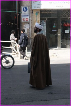 Eux aussi, les enturbann�s, ont une tenue stricte