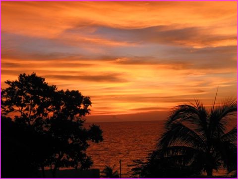 Un beau coucher de soleil sur le golfe du Mexique  Campeche