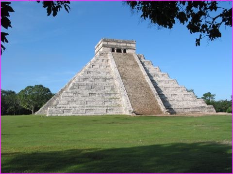 Le Castillo, la pice majeure de Chichen Itza