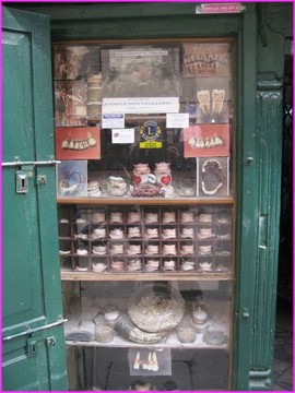 Boutique de choix et de vente pour votre prochain dentier !