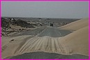Quand le sable gagne gagne sur la route