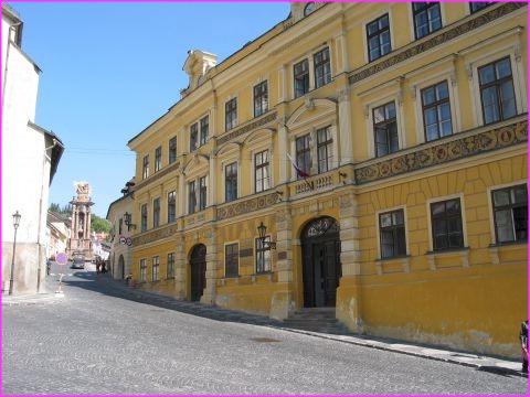 Une rue de Banska Stiavnica
