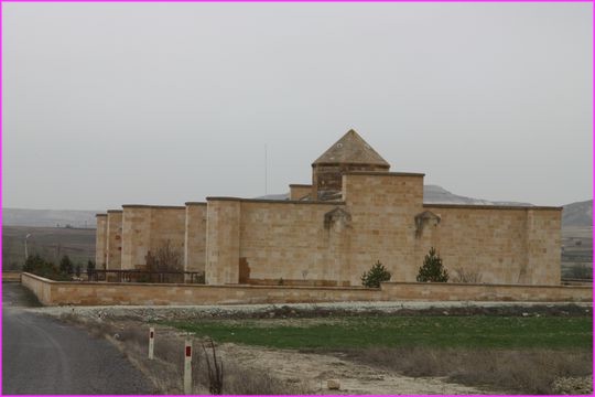 Le beau caravans�rail de Hari San