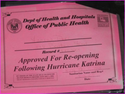 Aprs le passage de Katrina, les tablissements de la Nouvelle Orlans ont d faire beaucoup de travaux pour avoir l'autorisation de rouvrir